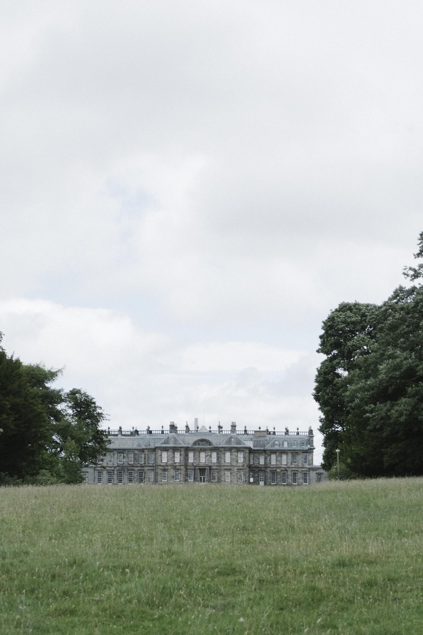 A glimpse of Hopetoun House